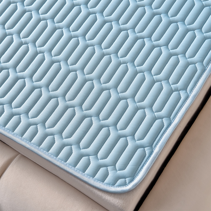 91家纺网 家纺一手货源 找家纺 炫拼家纺 2026新款凉感丝大版卡通乳胶凉席三件套 大眼鸭