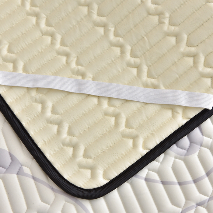 91家纺网 家纺一手货源 找家纺 炫拼家纺 2026新款凉感丝大版卡通乳胶凉席三件套 小熊猫