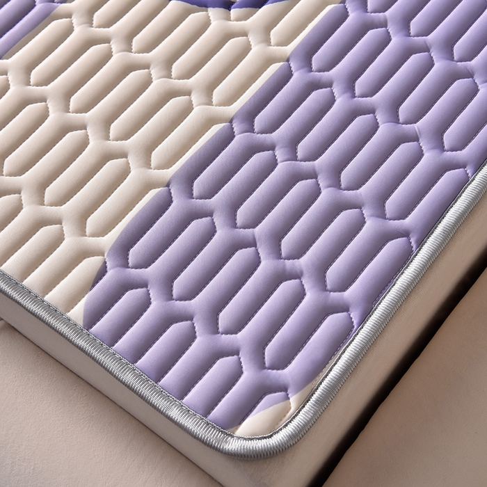 91家纺网 家纺一手货源 找家纺 炫拼家纺 2026新款凉感丝大版卡通乳胶凉席三件套 指腚发财