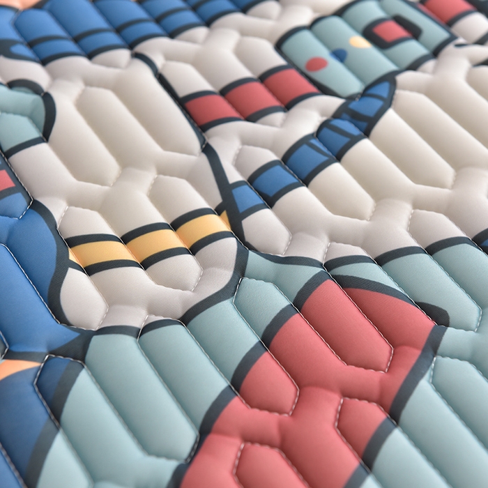 91家纺网 家纺一手货源 找家纺 炫拼家纺 2026新款凉感丝大版卡通乳胶凉席三件套 宇航员