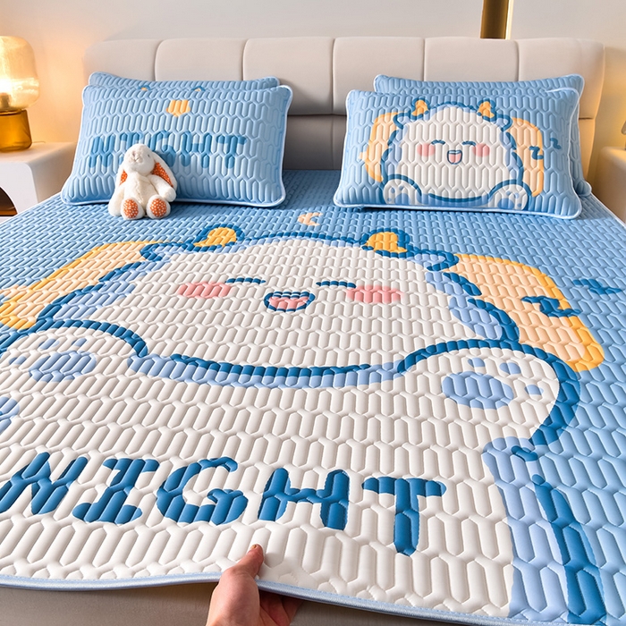 91家纺网 家纺一手货源 找家纺 炫拼家纺 2026新款凉感丝大版卡通乳胶凉席三件套 龙宝