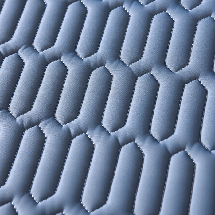 91家纺网 家纺一手货源 找家纺 炫拼家纺 2026新款凉感丝大版卡通乳胶凉席三件套 好朋友