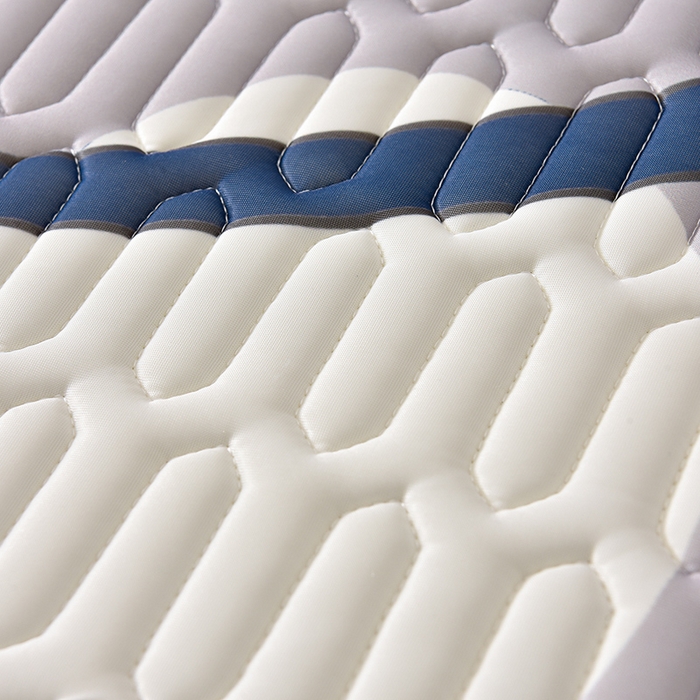 91家纺网 家纺一手货源 找家纺 炫拼家纺 2026新款凉感丝大版卡通乳胶凉席三件套 休闲企鹅