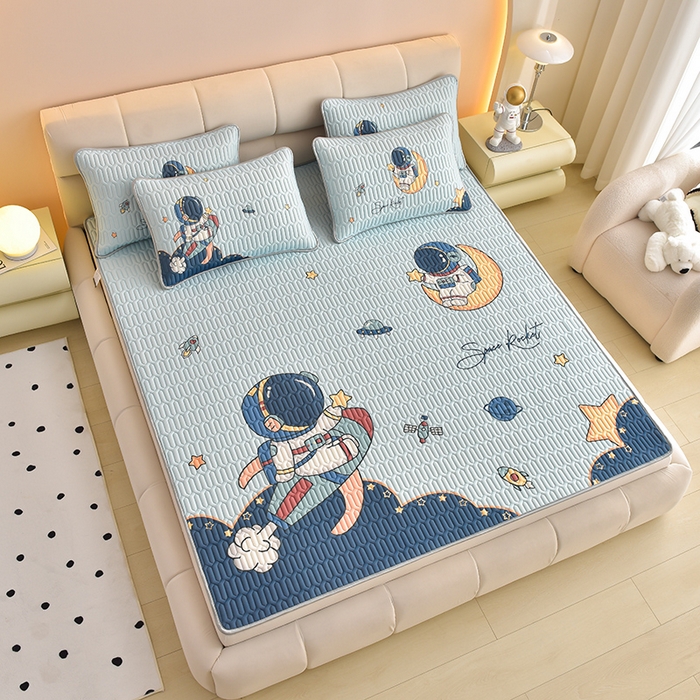 91家纺网 家纺一手货源 找家纺 炫拼家纺 2026新款凉感丝大版卡通乳胶凉席三件套 宇航员
