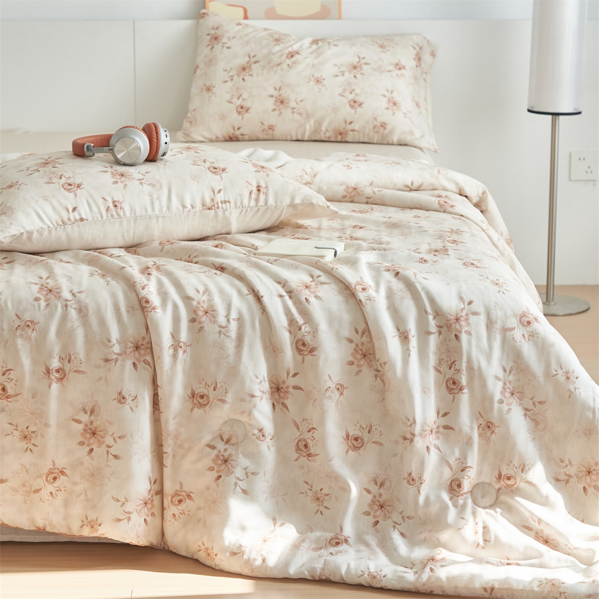 91家纺网 家纺一手货源 找家纺 恬思语家纺 2026新款天丝麻大豆印花夏被夏凉被空调被 花叶秋