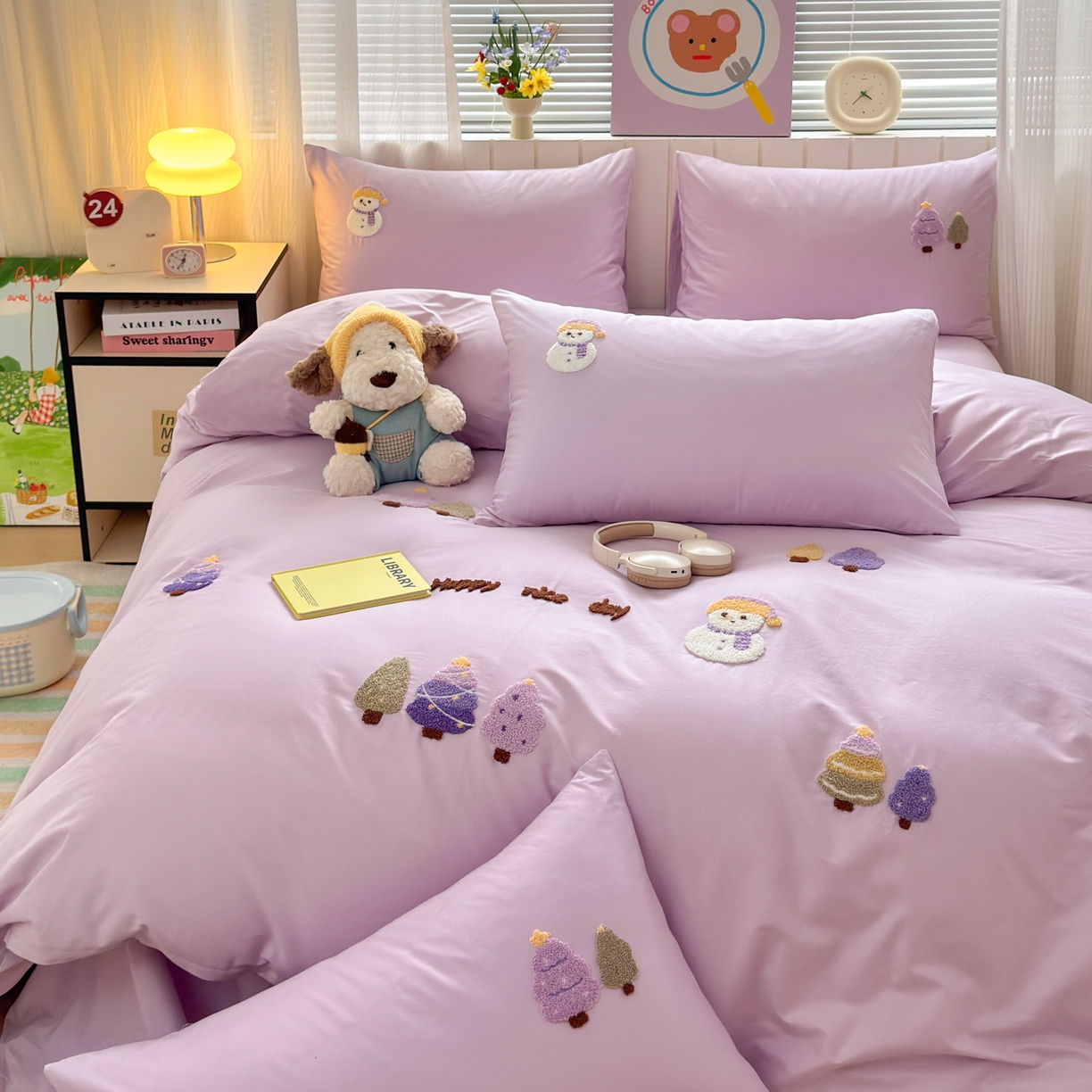 91家纺网 家纺一手货源 找家纺 如意朵 2026新款全棉小清新绣花四件套第一批 童话森林紫