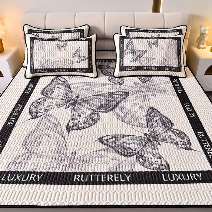 91家纺网 家纺一手货源 找家纺 炫拼家纺 2026新款凉感丝大版卡通乳胶凉席三件套 梦幻蝶