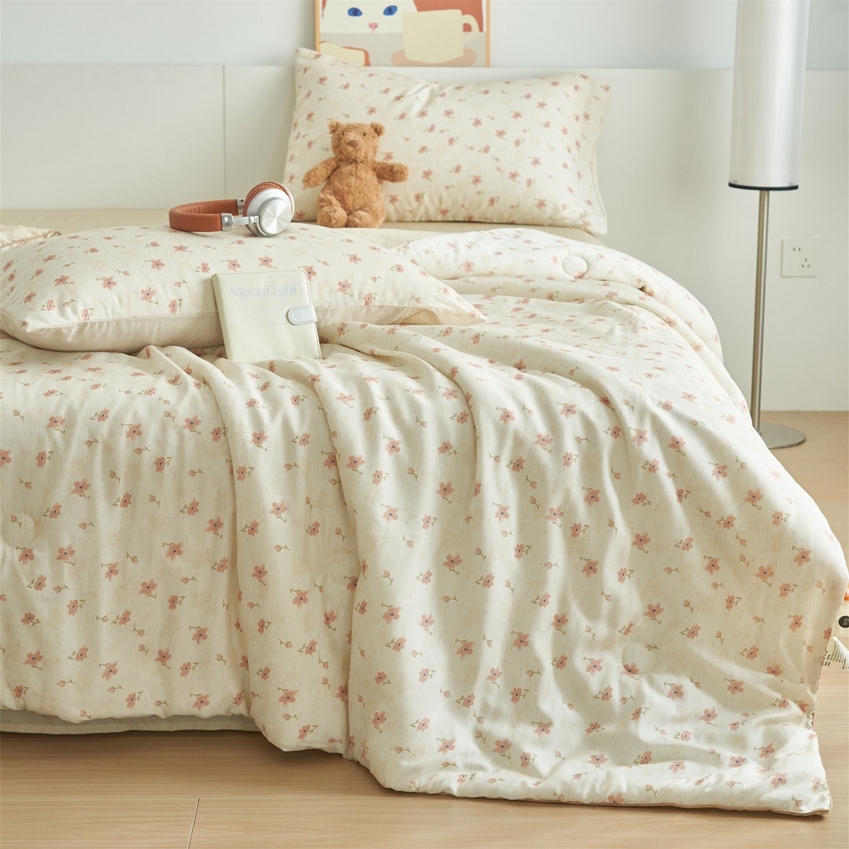 91家纺网 家纺一手货源 找家纺 恬思语家纺 2026新款天丝麻大豆印花夏被夏凉被空调被 桃花朵朵