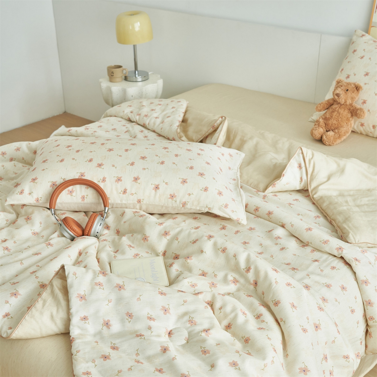 91家纺网 家纺一手货源 找家纺 恬思语家纺 2026新款天丝麻大豆印花夏被夏凉被空调被 桃花朵朵