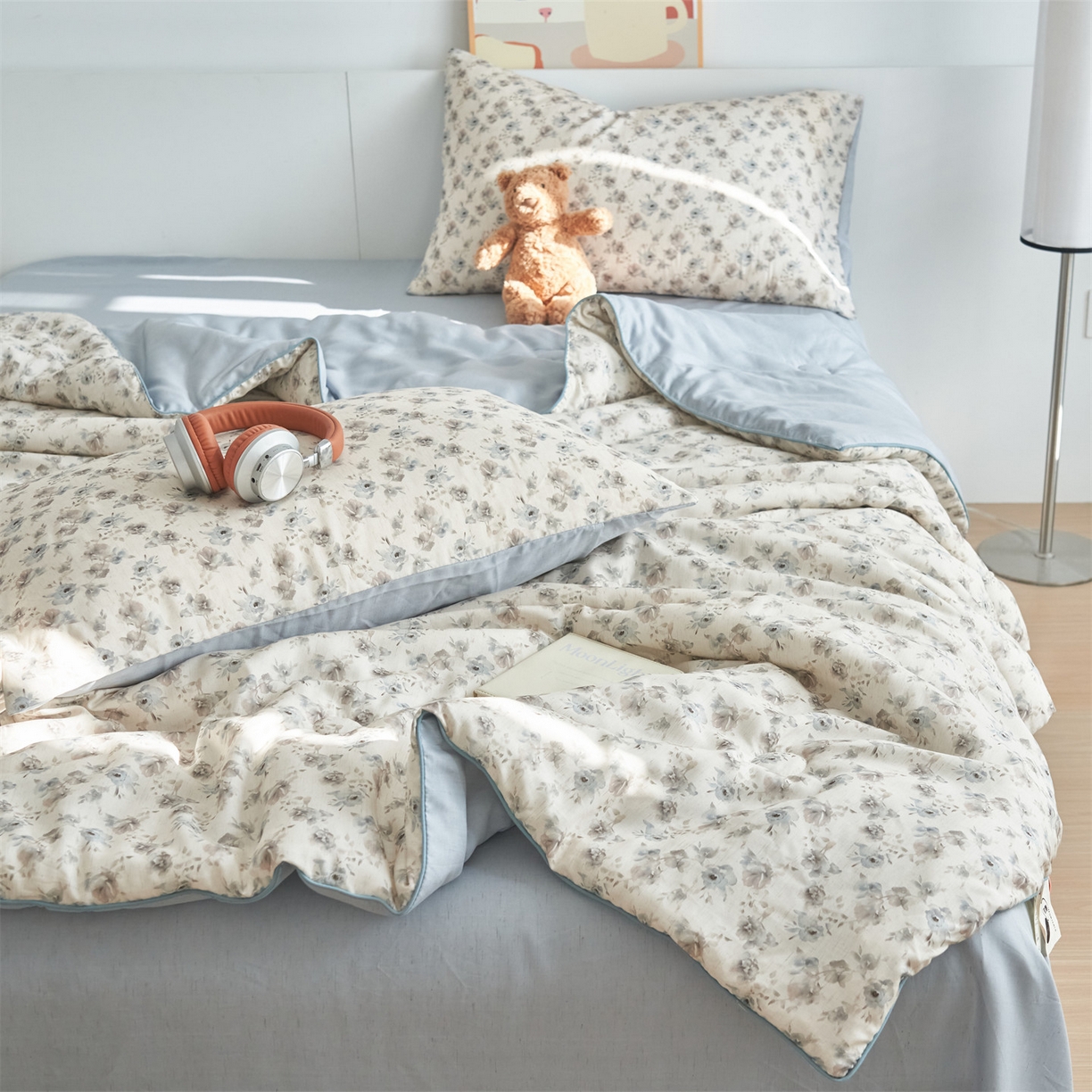 91家纺网 家纺一手货源 找家纺 恬思语家纺 2026新款天丝麻大豆印花夏被夏凉被空调被 花草韵