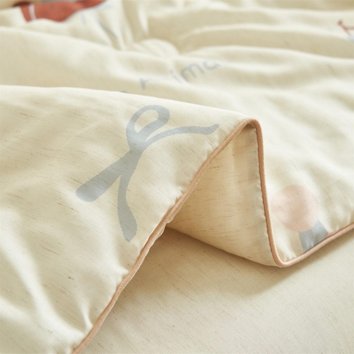 91家纺网 家纺一手货源 找家纺 恬思语家纺 2026新款天丝麻大豆印花夏被夏凉被空调被 萌宠小熊