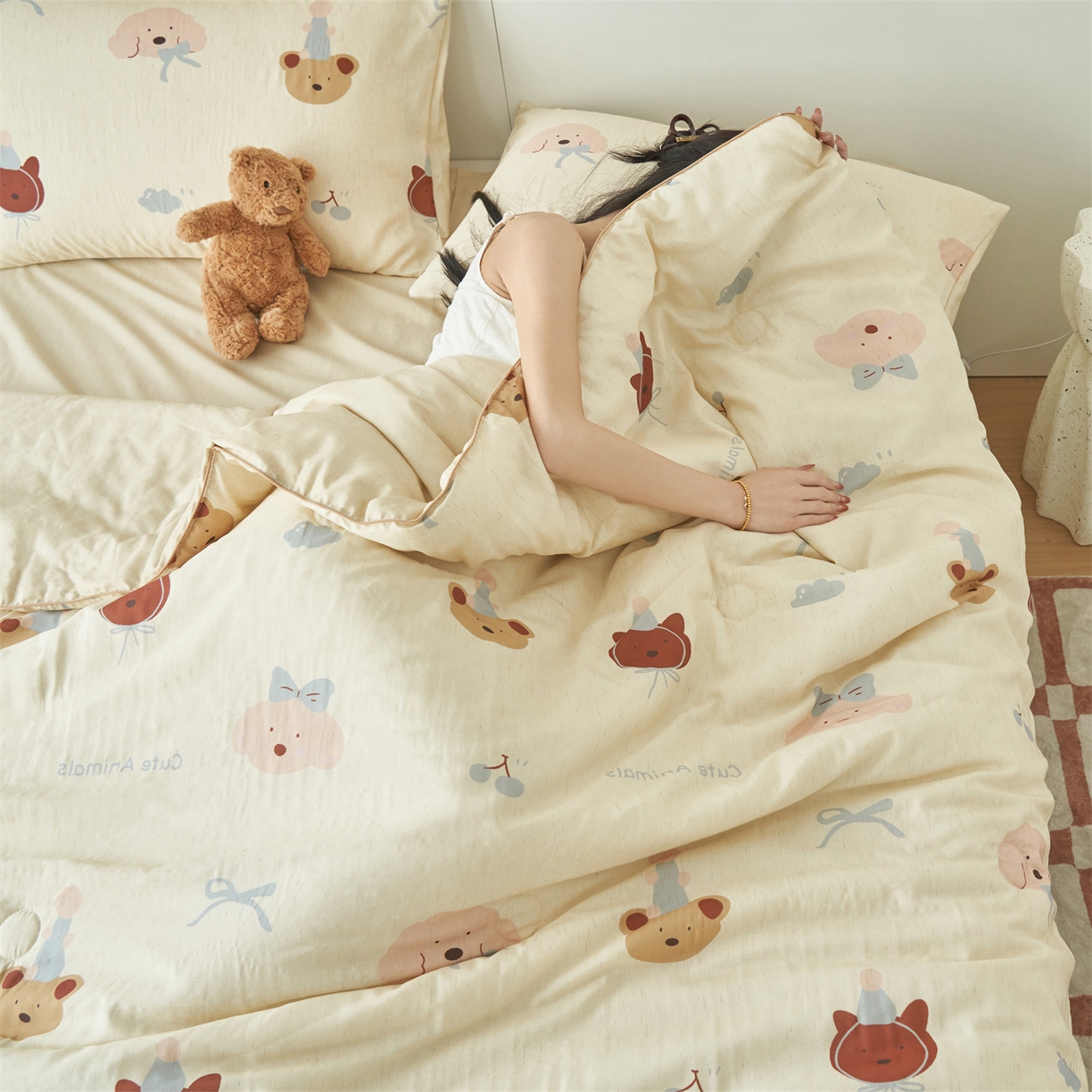 91家纺网 家纺一手货源 找家纺 恬思语家纺 2026新款天丝麻大豆印花夏被夏凉被空调被 萌宠小熊