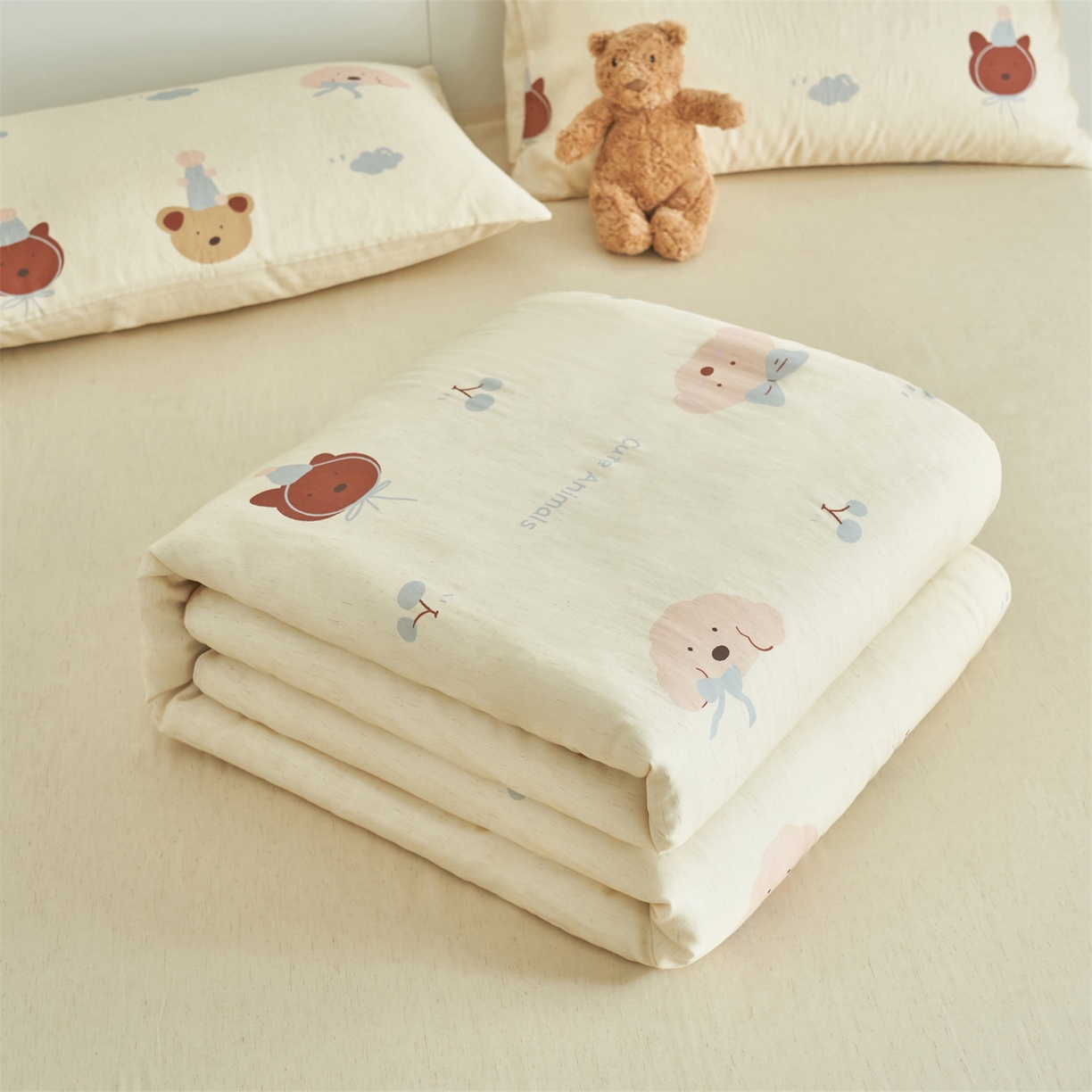 91家纺网 家纺一手货源 找家纺 恬思语家纺 2026新款天丝麻大豆印花夏被夏凉被空调被 萌宠小熊