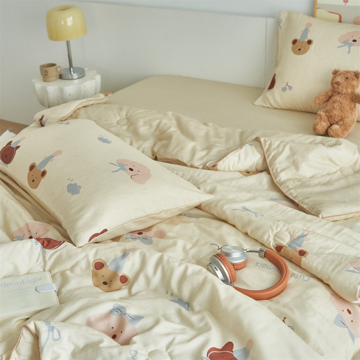 91家纺网 家纺一手货源 找家纺 恬思语家纺 2026新款天丝麻大豆印花夏被夏凉被空调被 萌宠小熊