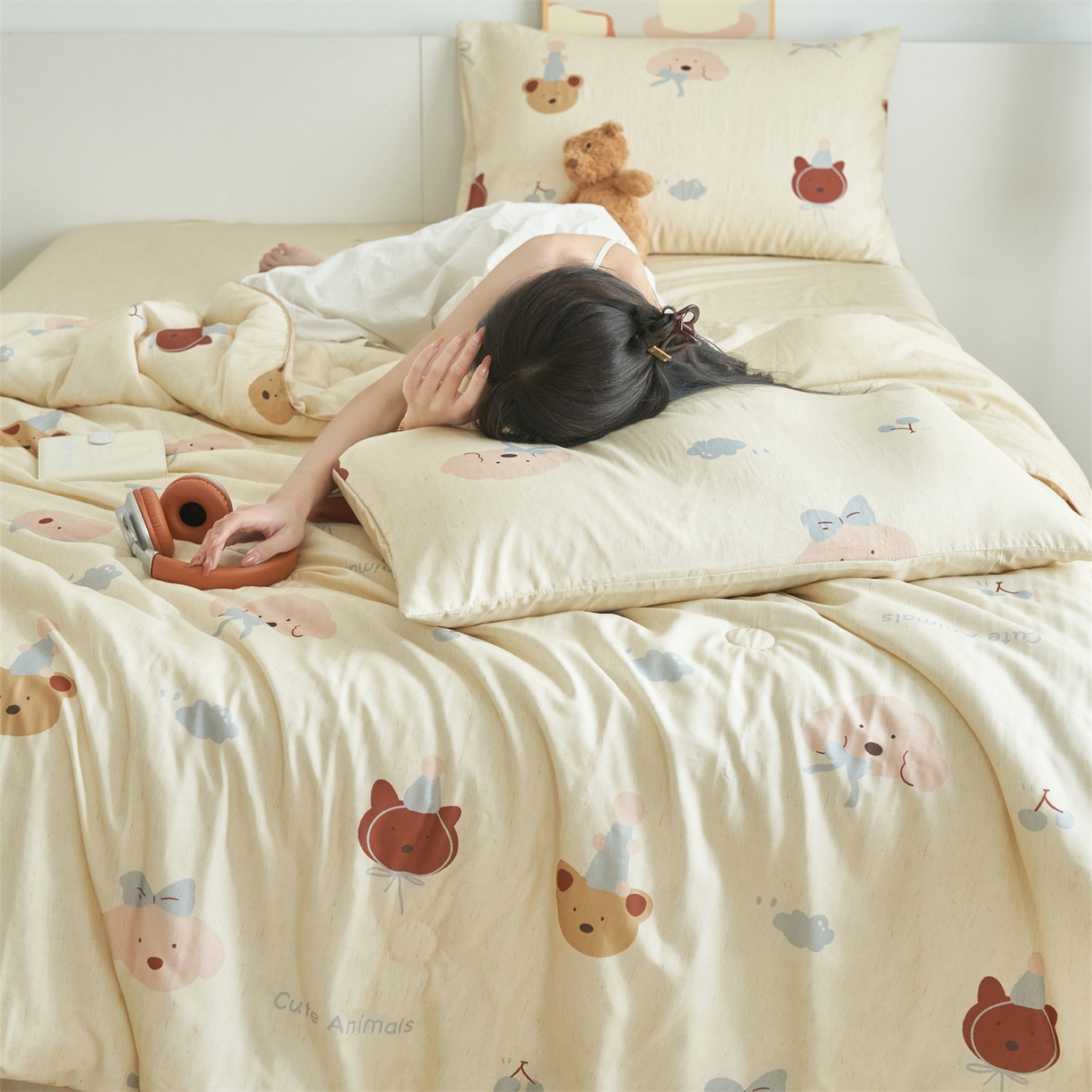 91家纺网 家纺一手货源 找家纺 恬思语家纺 2026新款天丝麻大豆印花夏被夏凉被空调被 萌宠小熊