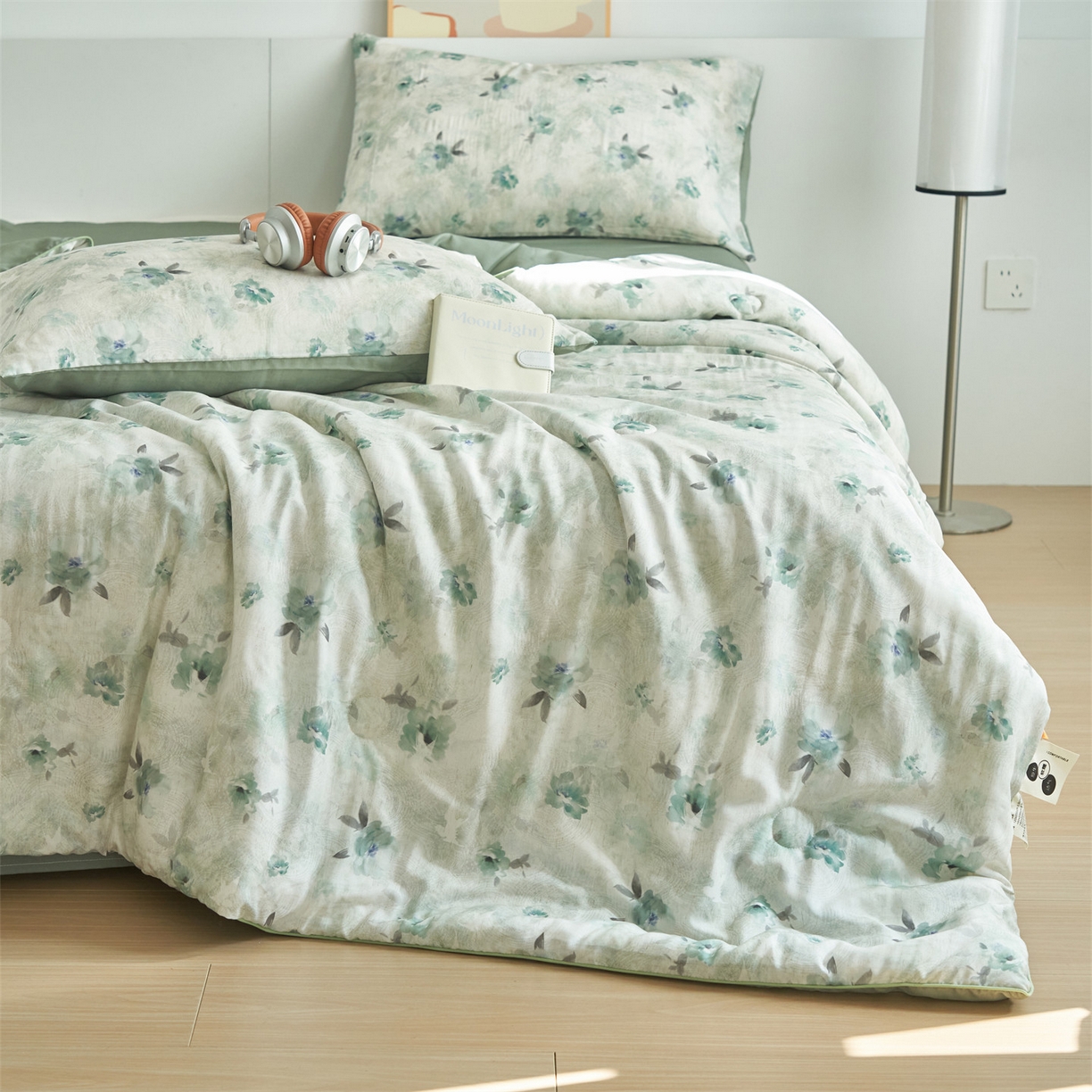 91家纺网 家纺一手货源 找家纺 恬思语家纺 2026新款天丝麻大豆印花夏被夏凉被空调被 蓝色海棠