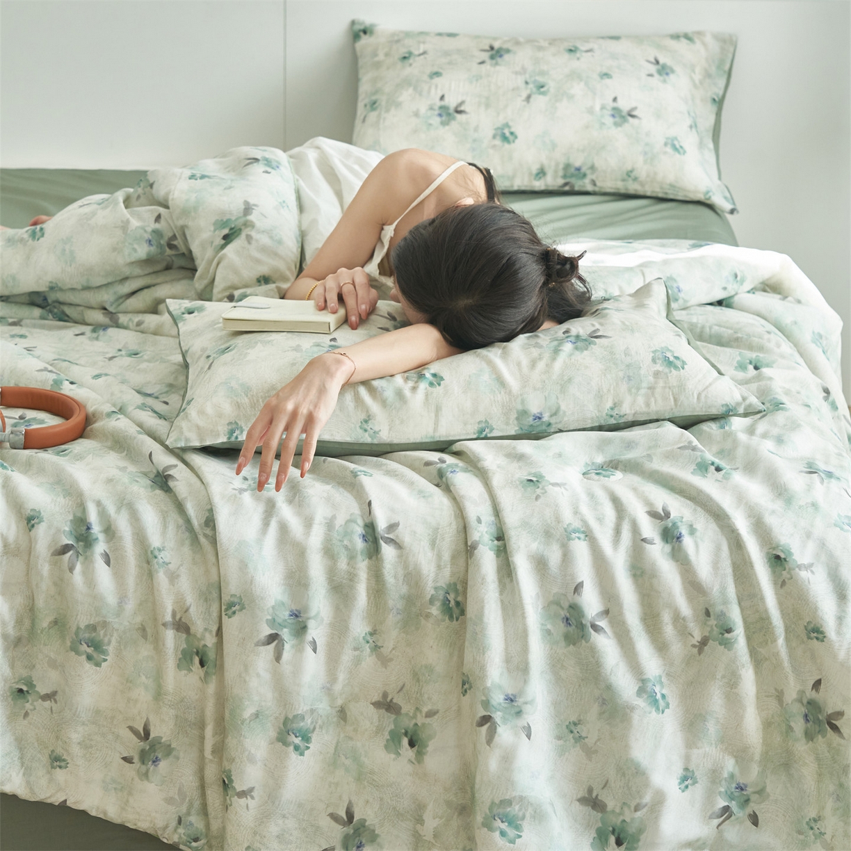 91家纺网 家纺一手货源 找家纺 恬思语家纺 2026新款天丝麻大豆印花夏被夏凉被空调被 蓝色海棠