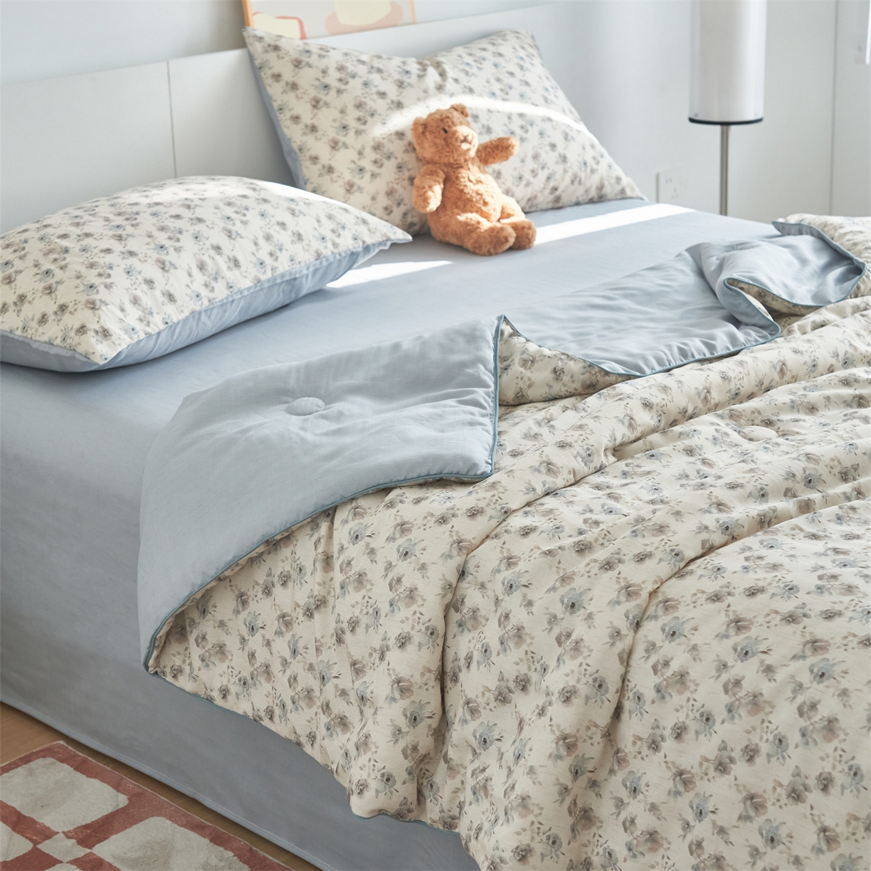 91家纺网 家纺一手货源 找家纺 恬思语家纺 2026新款天丝麻大豆印花夏被夏凉被空调被 花草韵