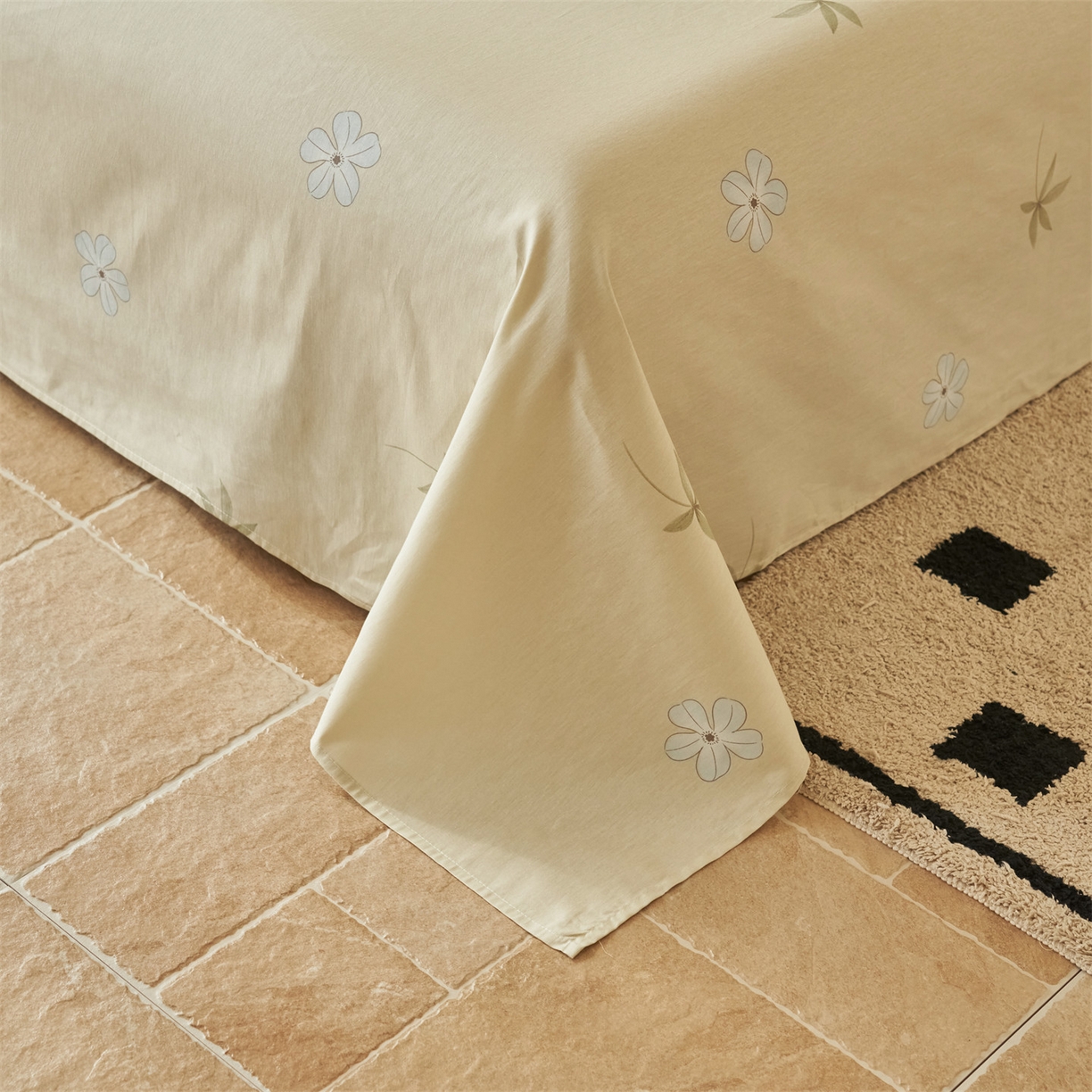 91家纺网 家纺一手货源 找家纺 恬思语家纺 2026春夏新款里外全棉印花棉花夏被空调被夏凉被夏被四件套 芬芳年华