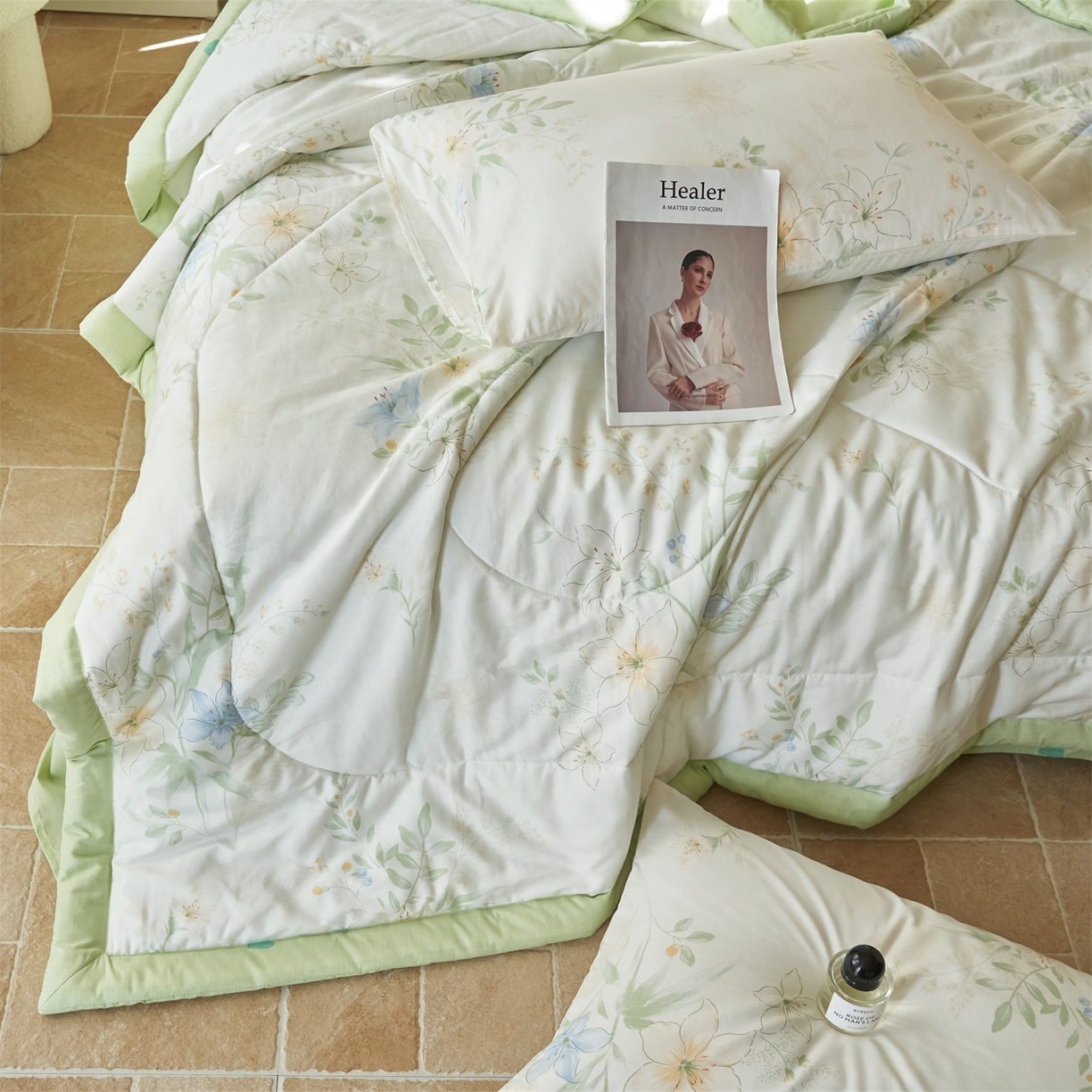 91家纺网 家纺一手货源 找家纺 恬思语家纺 2026春夏新款里外全棉印花棉花夏被空调被夏凉被夏被四件套 格拉花园