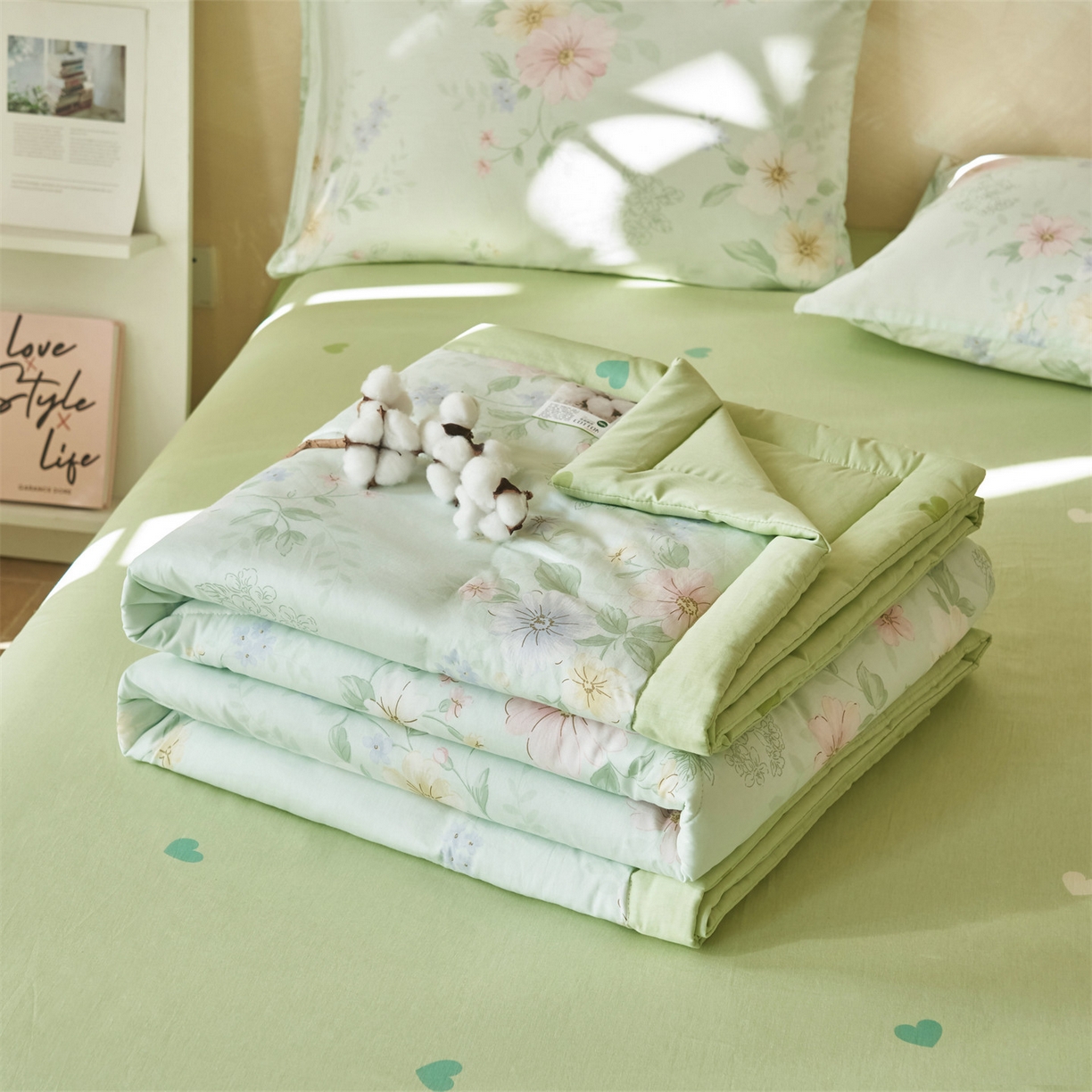 91家纺网 家纺一手货源 找家纺 恬思语家纺 2026春夏新款里外全棉印花棉花夏被空调被夏凉被夏被四件套 国色嫣然-绿