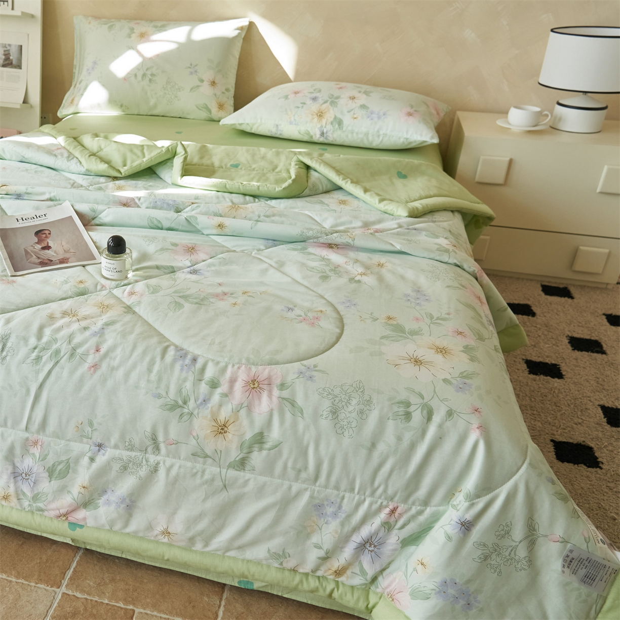 91家纺网 家纺一手货源 找家纺 恬思语家纺 2026春夏新款里外全棉印花棉花夏被空调被夏凉被夏被四件套 国色嫣然-绿