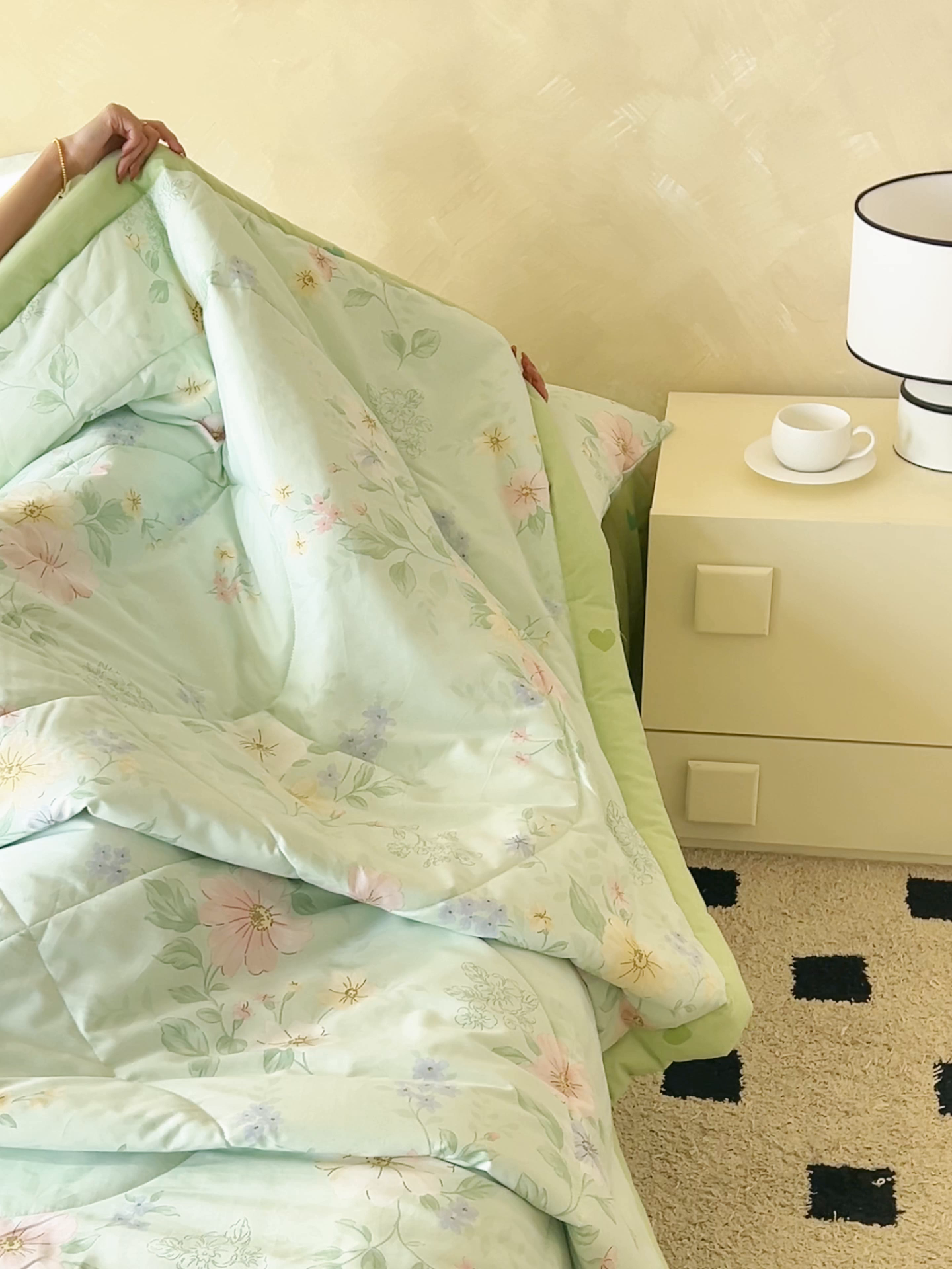 91家纺网 家纺一手货源 找家纺 恬思语家纺 2026春夏新款里外全棉印花棉花夏被空调被夏凉被夏被四件套 国色嫣然-绿
