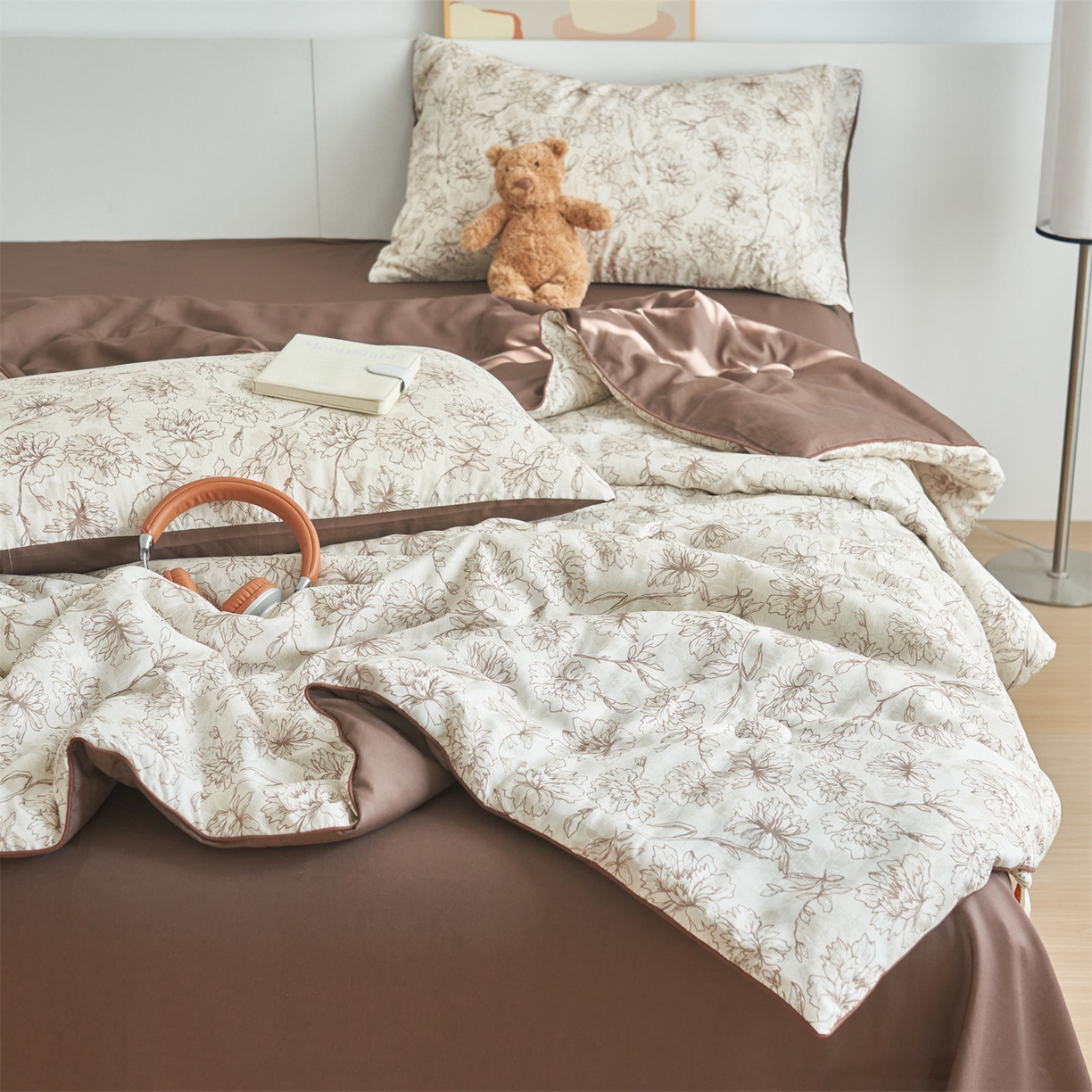 91家纺网 家纺一手货源 找家纺 恬思语家纺 2026新款天丝麻大豆印花夏被夏凉被空调被 山茶花