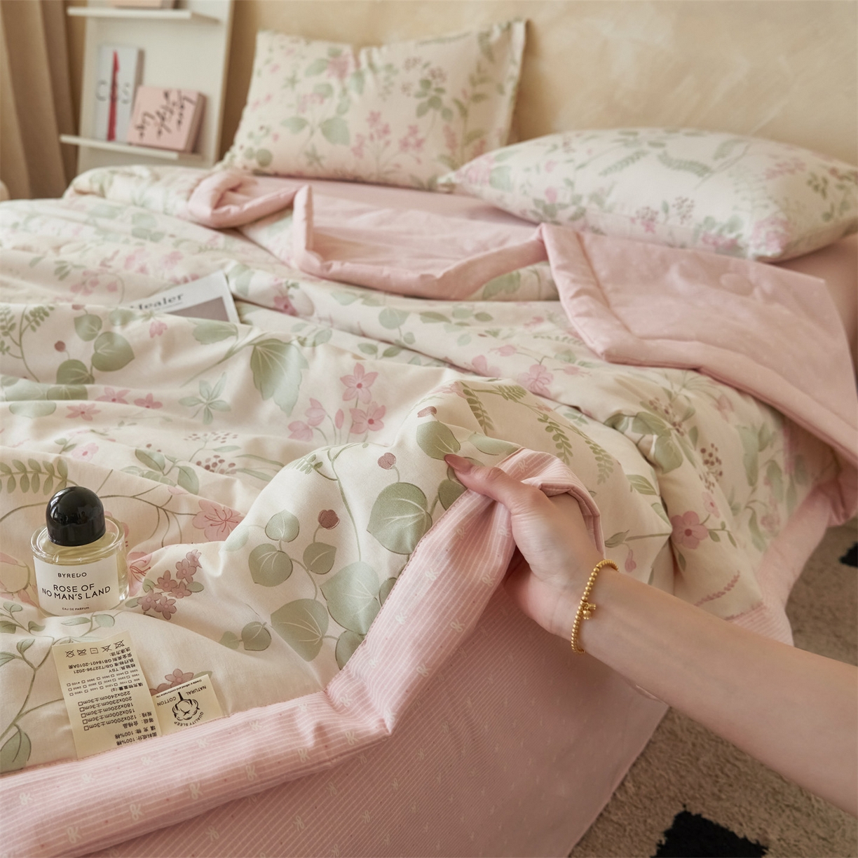 91家纺网 家纺一手货源 找家纺 恬思语家纺 2026春夏新款里外全棉印花棉花夏被空调被夏凉被夏被四件套 花春城