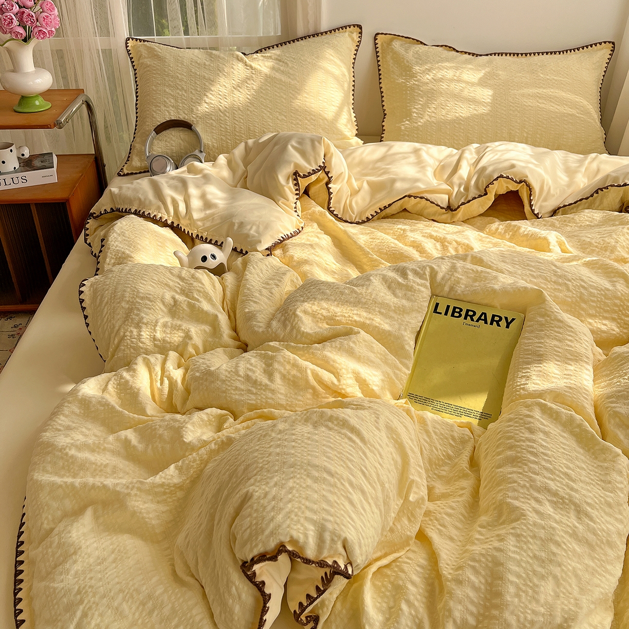 91家纺网 家纺一手货源 找家纺 一比一家纺 2026新款泡泡纱三角针四件套--纯色系列 奶油黄