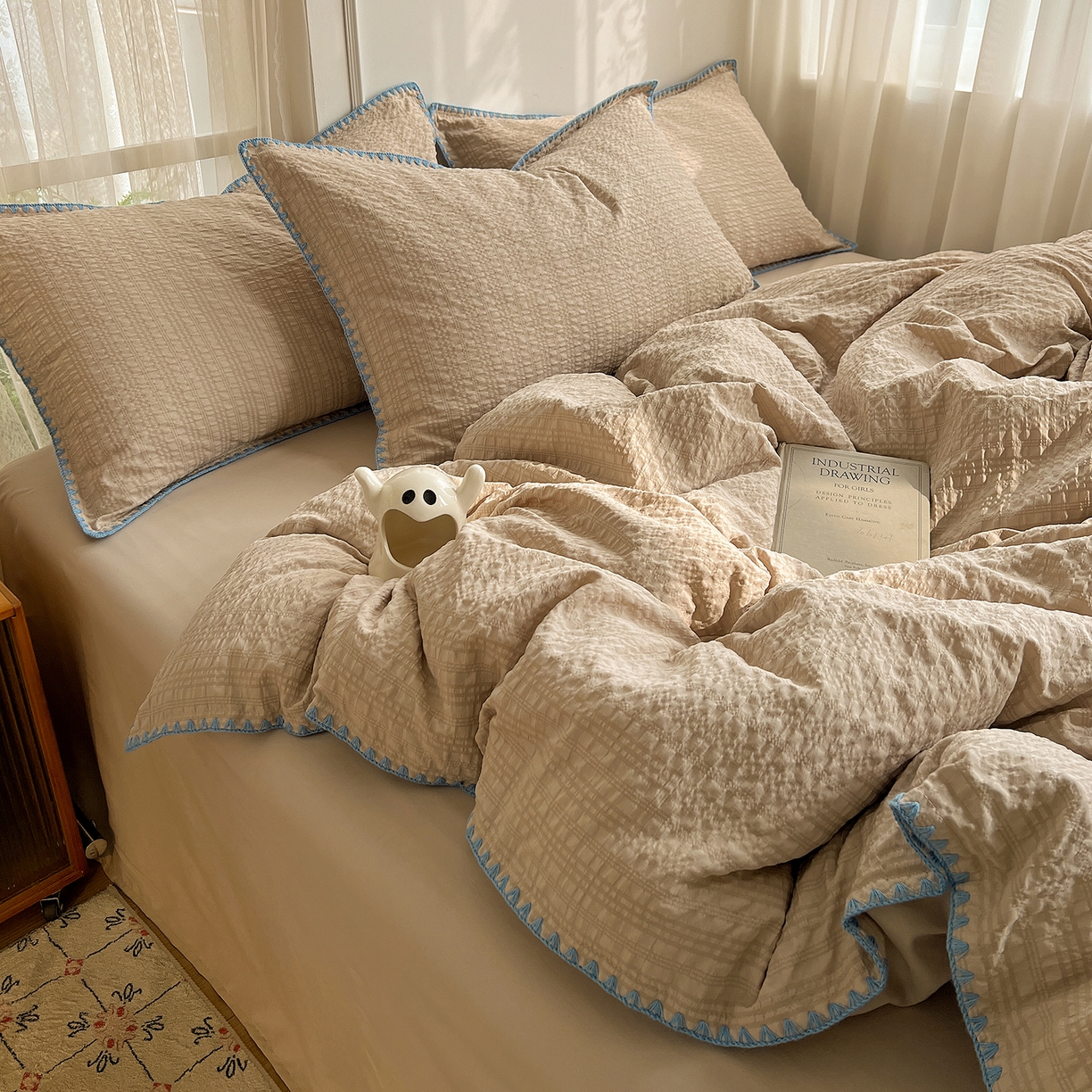 91家纺网 家纺一手货源 找家纺 一比一家纺 2026新款泡泡纱三角针四件套--纯色系列 燕麦咖