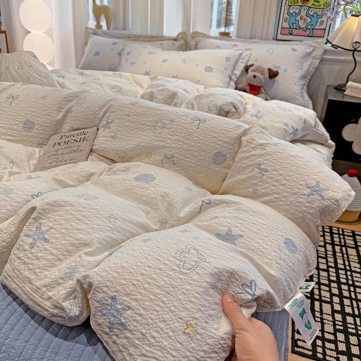 91家纺网 家纺一手货源 找家纺 富米莱（原臻工厂） 2026新款云感泡芙棉小清新印花简约床盖床裙四件套一小红书推荐 简约-海盐日记