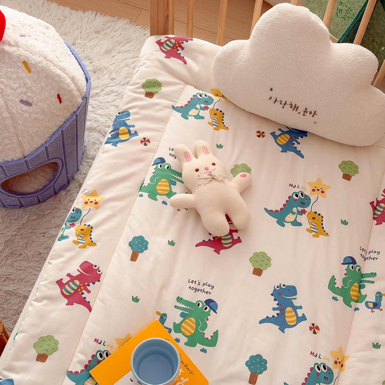 91家纺网 家纺一手货源 找家纺 嗨生活 2026新款全棉儿童床垫幼儿园床垫床褥拼床床垫 奇妙恐龙