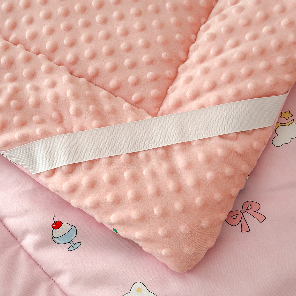 91家纺网 家纺一手货源 找家纺 嗨生活 2026新款全棉儿童床垫幼儿园床垫床褥拼床床垫 粉红猫