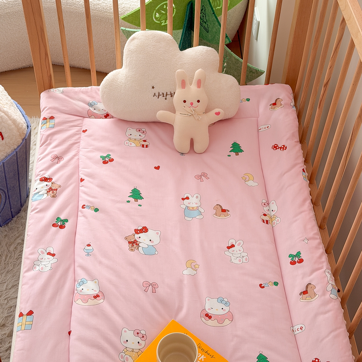 91家纺网 家纺一手货源 找家纺 嗨生活 2026新款全棉儿童床垫幼儿园床垫床褥拼床床垫 粉红猫