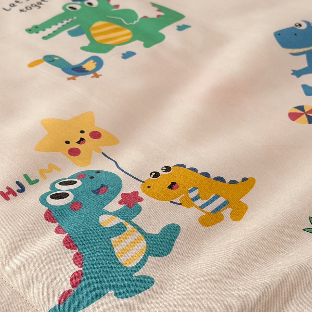 91家纺网 家纺一手货源 找家纺 嗨生活 2026新款全棉儿童床垫幼儿园床垫床褥拼床床垫 奇妙恐龙