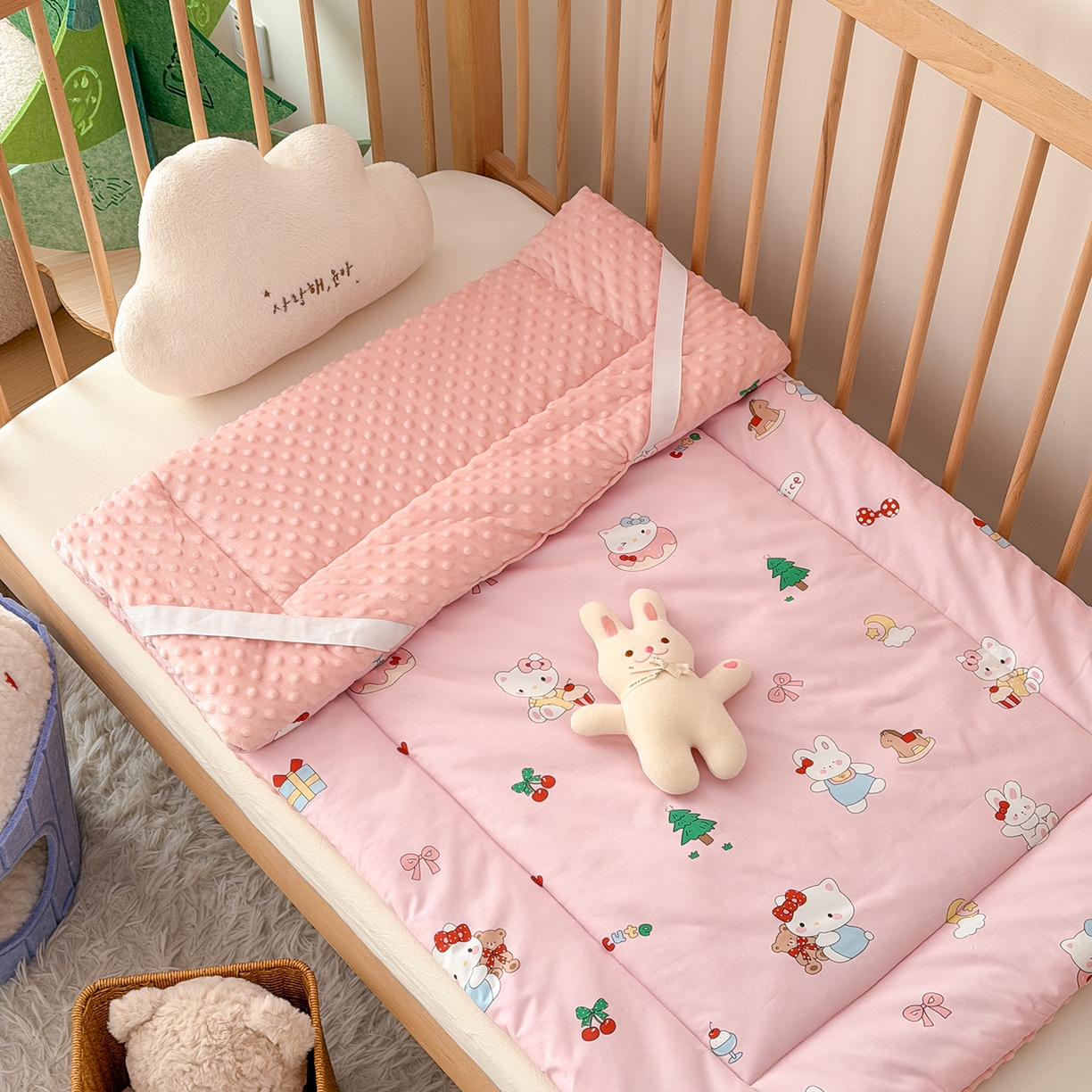 91家纺网 家纺一手货源 找家纺 嗨生活 2026新款全棉儿童床垫幼儿园床垫床褥拼床床垫 粉红猫