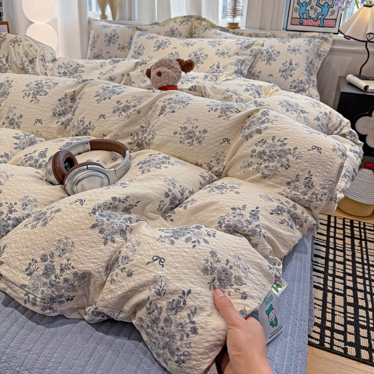 91家纺网 家纺一手货源 找家纺 富米莱（原臻工厂） 2026新款云感泡芙棉小清新印花简约床盖床裙四件套一小红书推荐 简约-江南烟雨