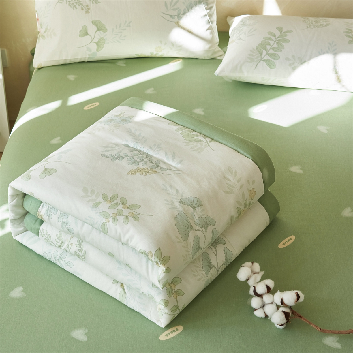 91家纺网 家纺一手货源 找家纺 恬思语家纺 2026春夏新款里外全棉印花棉花夏被空调被夏凉被夏被四件套 花在云端