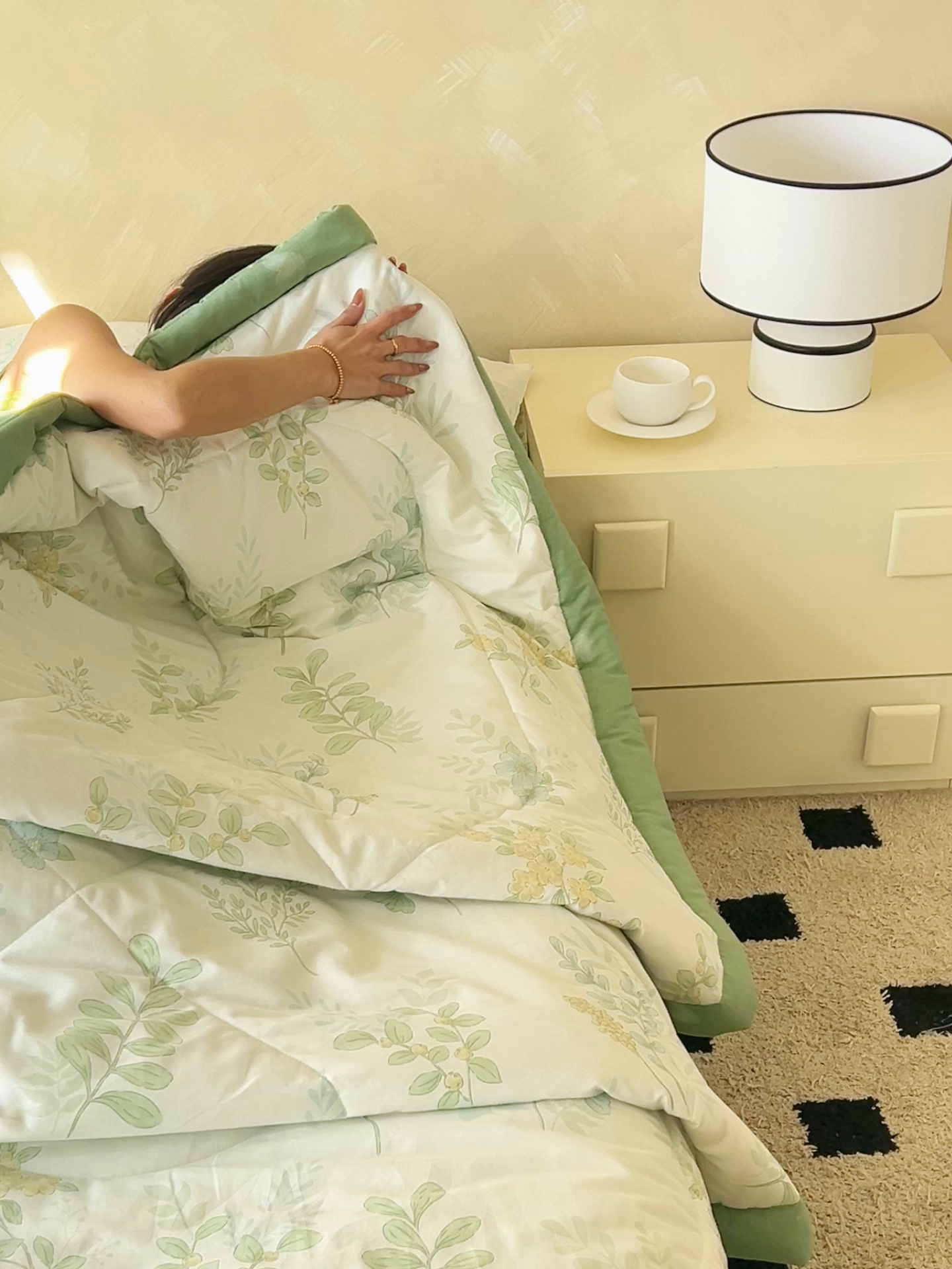 91家纺网 家纺一手货源 找家纺 恬思语家纺 2026春夏新款里外全棉印花棉花夏被空调被夏凉被夏被四件套 花在云端