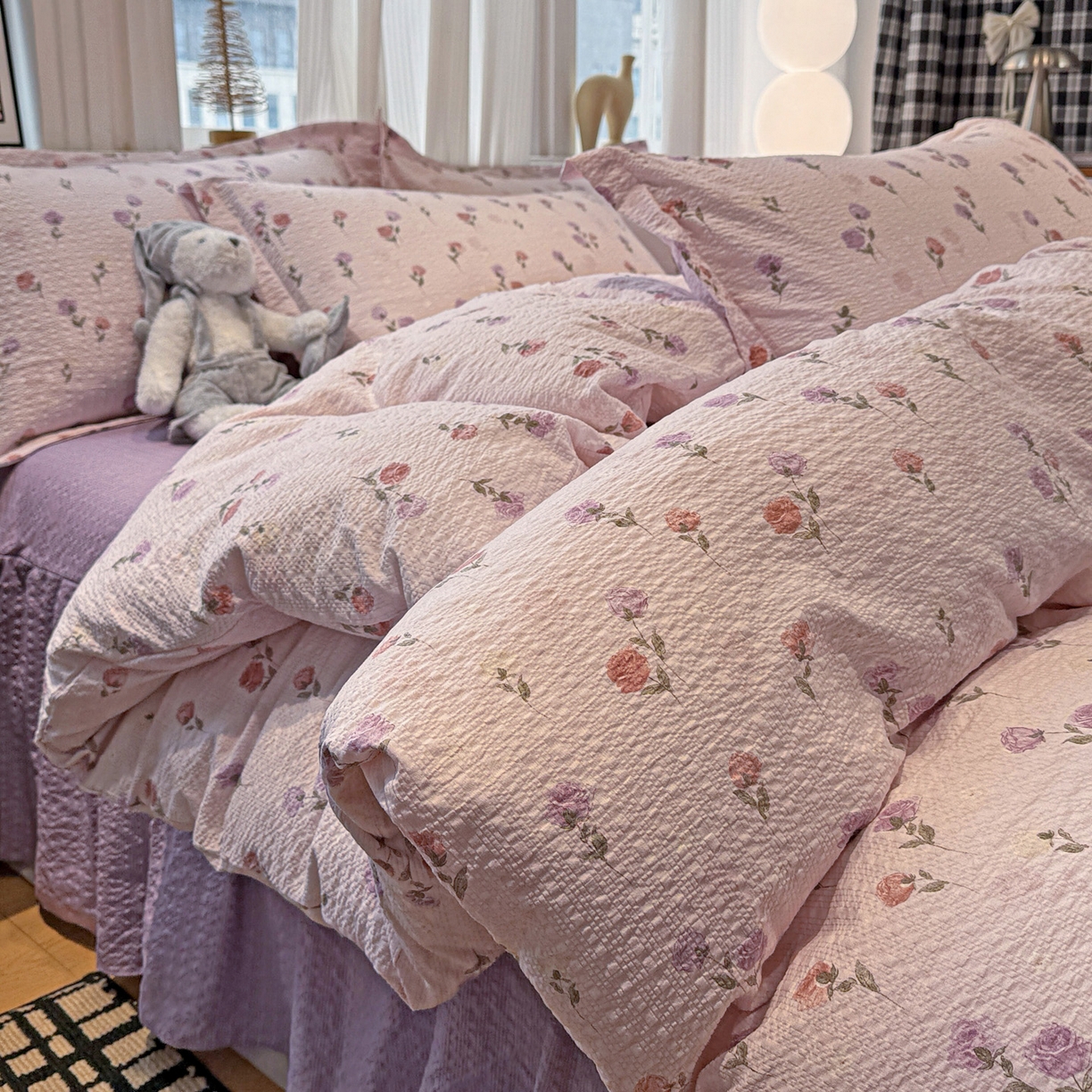 91家纺网 家纺一手货源 找家纺 富米莱（原臻工厂） 2026新款云感泡芙棉小清新印花简约床盖床裙四件套一小红书推荐 简约-紫玫瑰