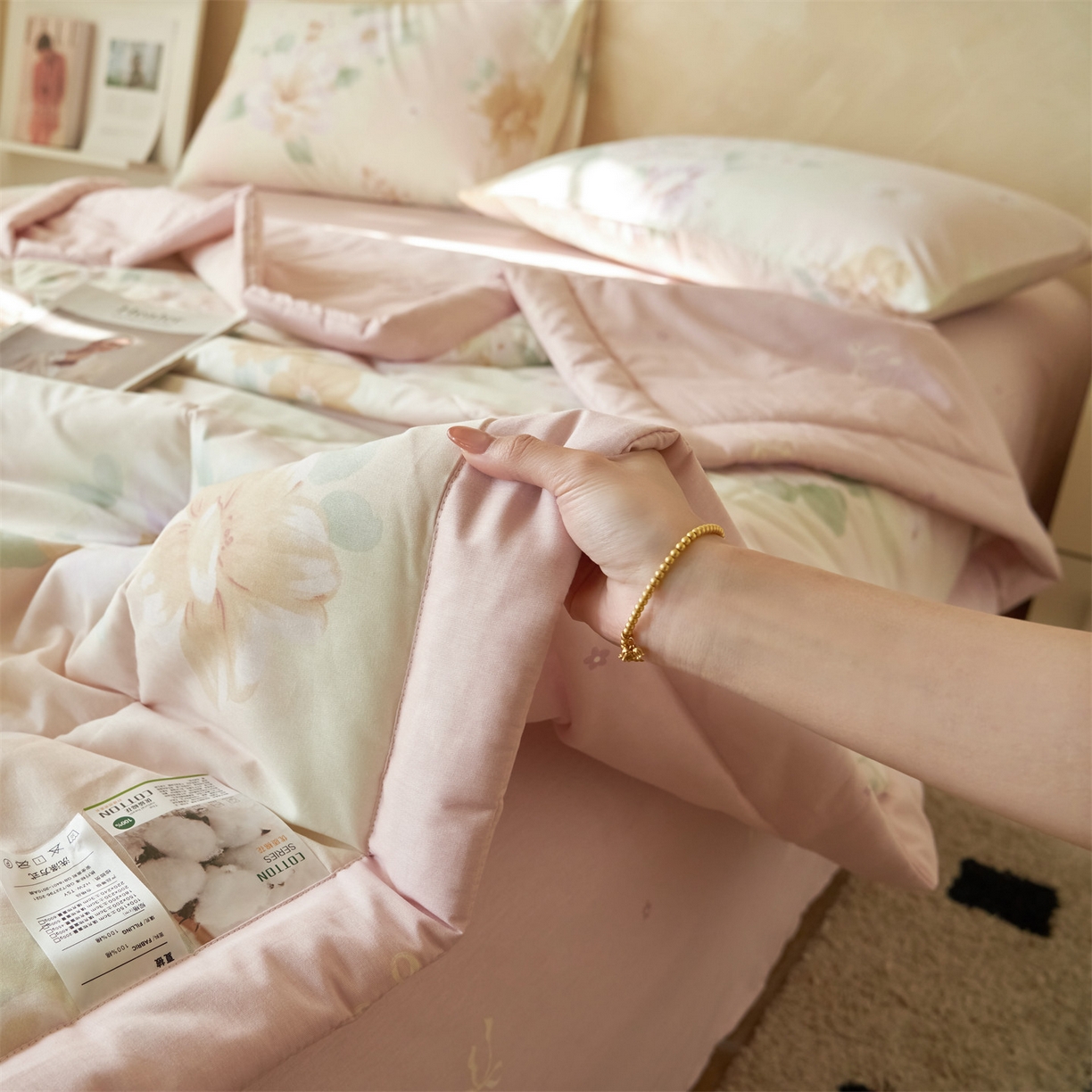 91家纺网 家纺一手货源 找家纺 恬思语家纺 2026春夏新款里外全棉印花棉花夏被空调被夏凉被夏被四件套 四季花园