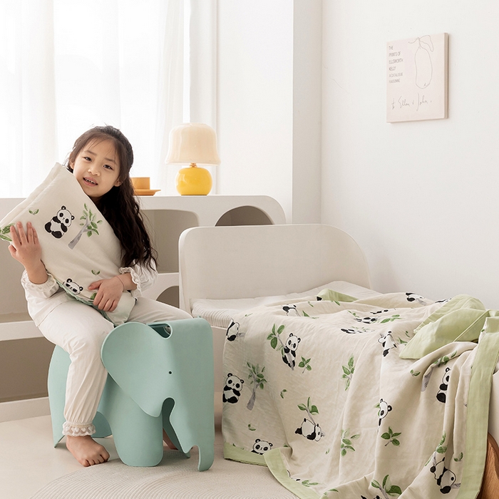 91家纺网 家纺一手货源 找家纺 嗨生活 2026新款7A抗菌全棉纱布夏被儿童夏被幼儿园夏被夏被毯 熊猫盼盼