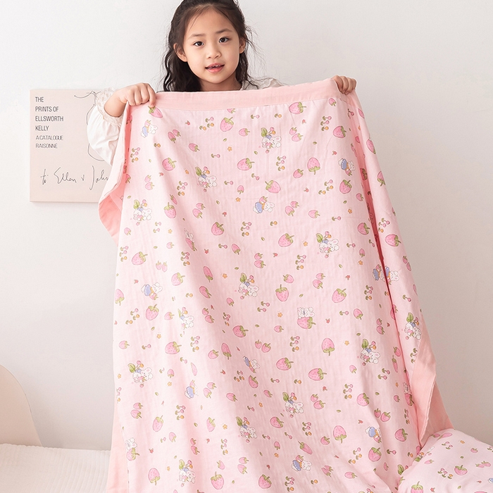 91家纺网 家纺一手货源 找家纺 嗨生活 2026新款7A抗菌全棉纱布夏被儿童夏被幼儿园夏被夏被毯 草莓兔兔