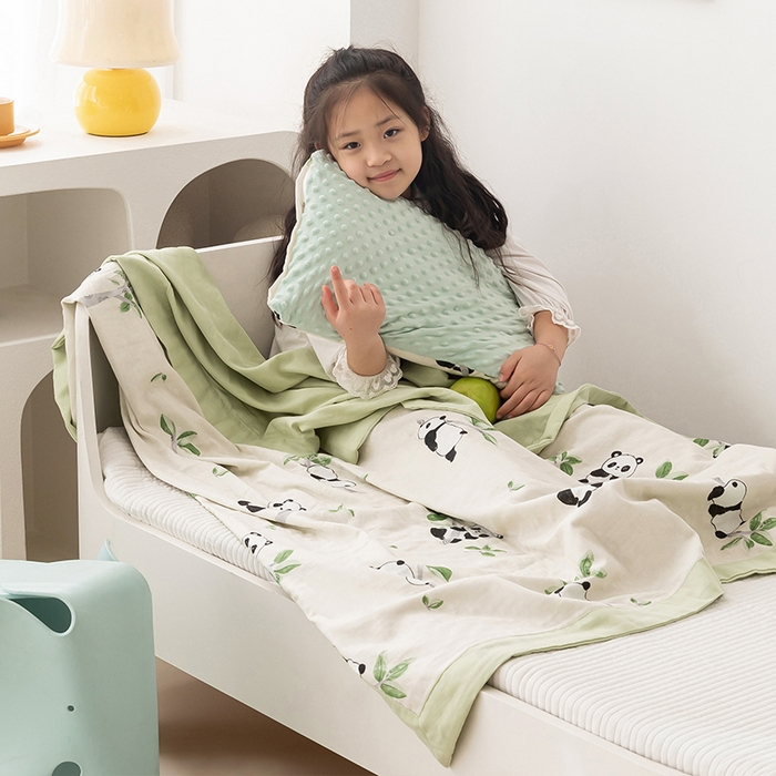 91家纺网 家纺一手货源 找家纺 嗨生活 2026新款7A抗菌全棉纱布夏被儿童夏被幼儿园夏被夏被毯 熊猫盼盼