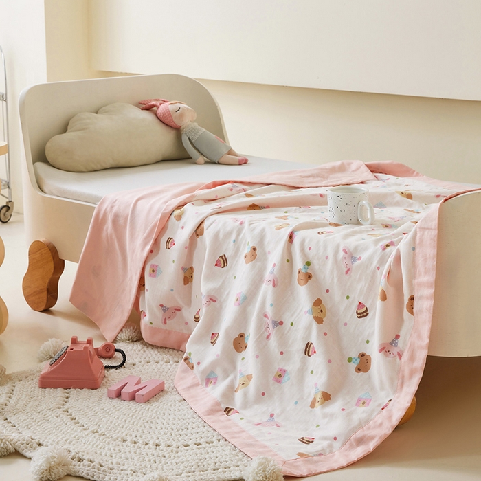 91家纺网 家纺一手货源 找家纺 嗨生活 2026新款7A抗菌全棉纱布夏被儿童夏被幼儿园夏被夏被毯 欢乐时光