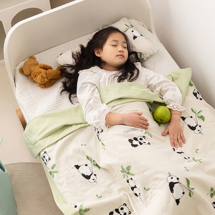 91家纺网 家纺一手货源 找家纺 嗨生活 2026新款7A抗菌全棉纱布夏被儿童夏被幼儿园夏被夏被毯 熊猫盼盼