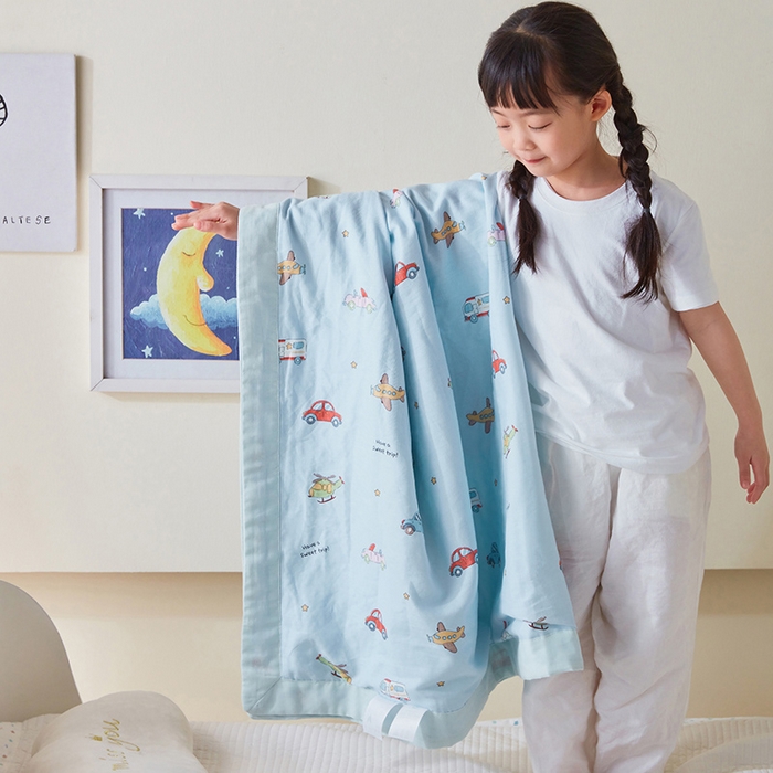 91家纺网 家纺一手货源 找家纺 嗨生活 2026新款7A抗菌全棉纱布夏被儿童夏被幼儿园夏被夏被毯 汽车小分队