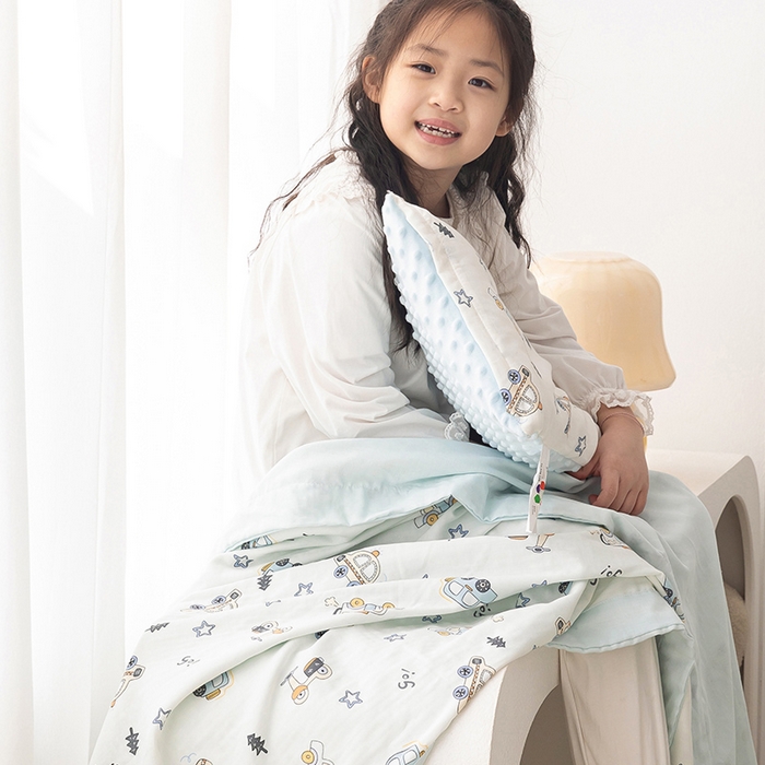 91家纺网 家纺一手货源 找家纺 嗨生活 2026新款7A抗菌全棉纱布夏被儿童夏被幼儿园夏被夏被毯 汽车乐园