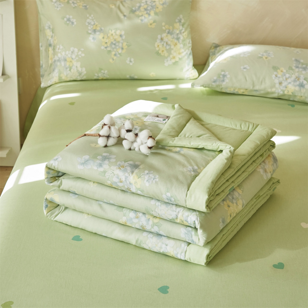 91家纺网 家纺一手货源 找家纺 恬思语家纺 2026春夏新款里外全棉印花棉花夏被空调被夏凉被夏被四件套 夏日花圃